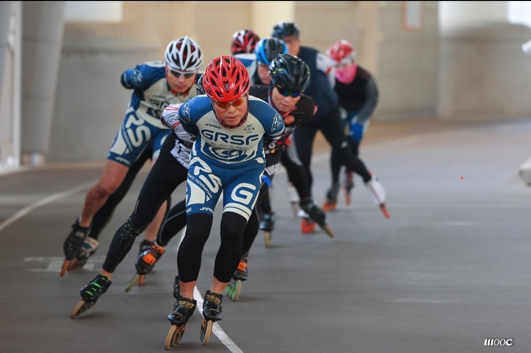 선두에 선 박병일 고양시롤러스포츠연맹 회장의 모습. [사진제공=고양시롤러스포츠연맹]