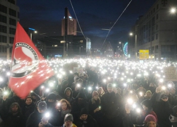 1989년 동독민주화 상징이었던 '라이프지히 촛불시위'의 주역, 라이프치히 시민들. 