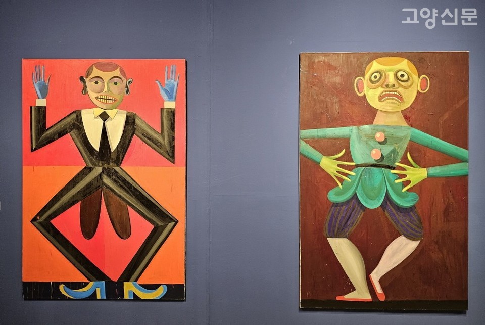 섹션 6에 전시된 작품들. 