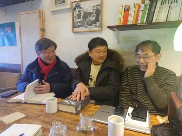 홍세화 작가의 제안으로 지역에서 만들어진 책모임. [사진=최인엽]