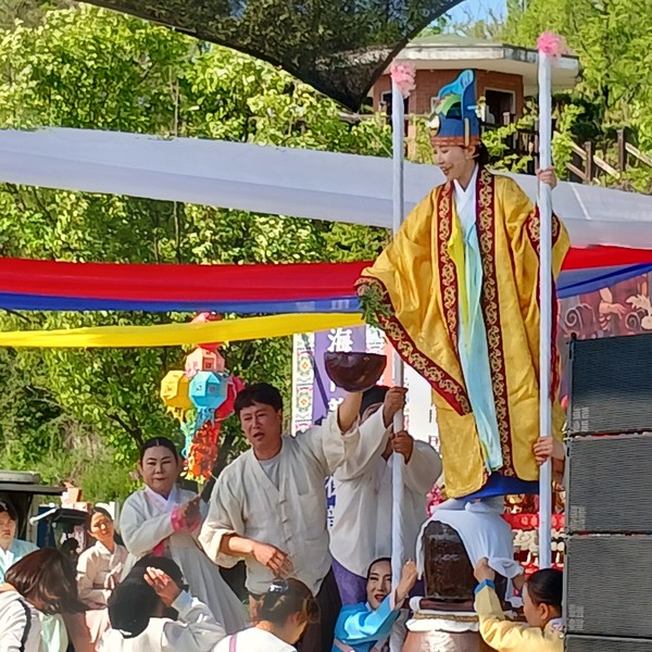   고양행주나루 강풍제 전승자 홍지연.