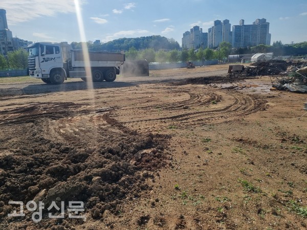 햇빛마을 21단지, 서정마을LH12단지 사이 도내로 일대 극동건설 조성공사 현장