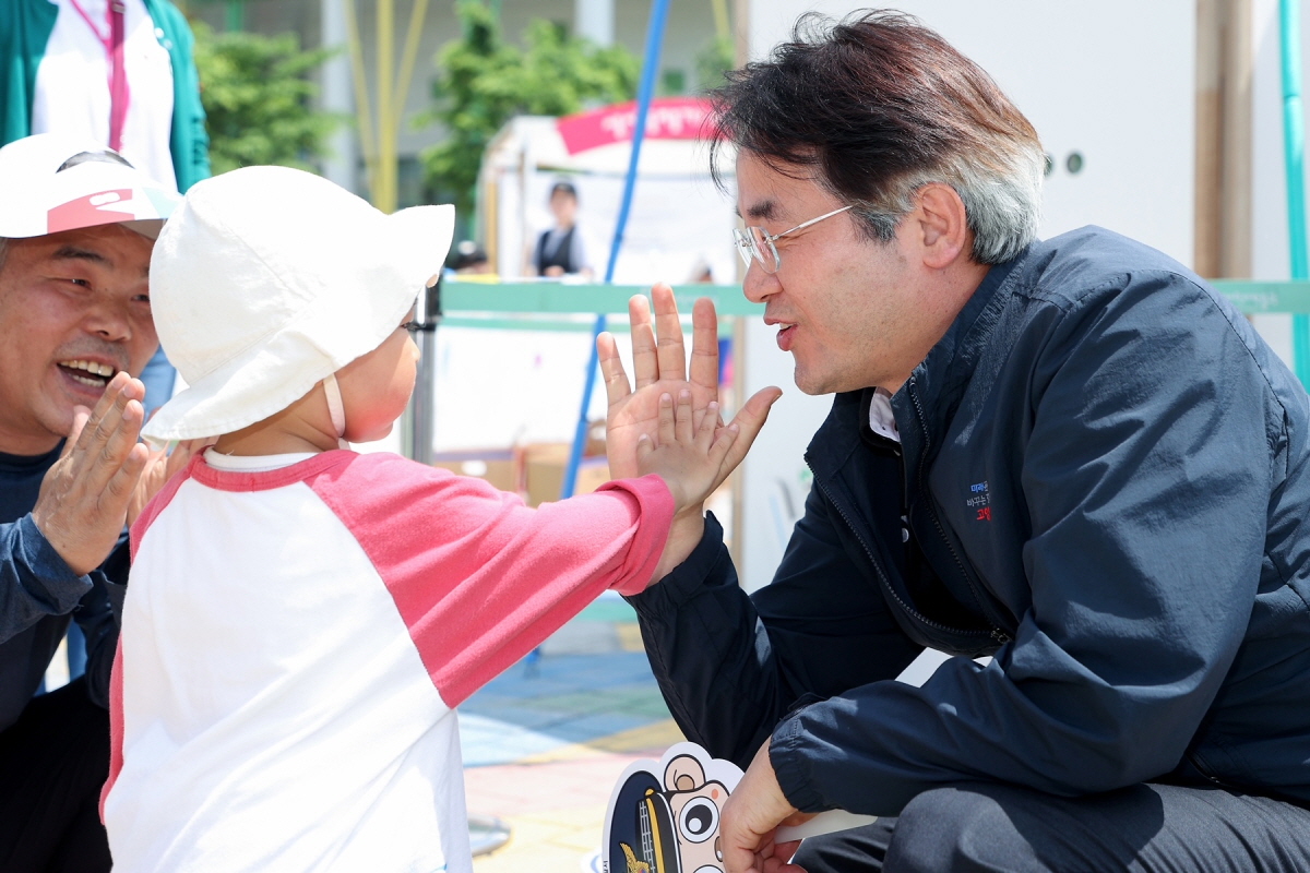축제에 참석한 이동환 고양시장. [사진제공=고양시]