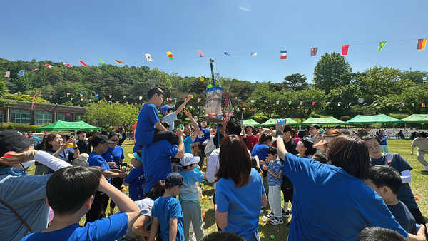 봄운동회는 매 시간이 축제였다.
