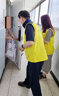  일산3동 지역사회보장협의체가 ‘온정 꾸러미 나눔 사업’을 진행하고 있다.