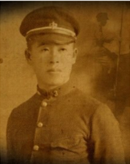 1941년 조선독립을 위한 혁명전쟁을 위해 북한산에 올라 경성 부근의 지리를 익히고, 신체와 마음을 단련시켰다는 강상규 학생(1941년, 당시 경기중 4학년) 