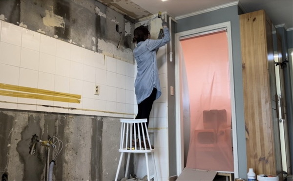 [작가의 집 구경하기] 뚝딱뚝딱... 어딘가를 고칠수도 있다. '내 집'이니까. 