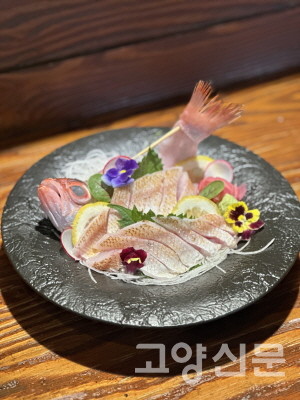 여름에 맛볼 수 있는 제철 생선 금태회. 