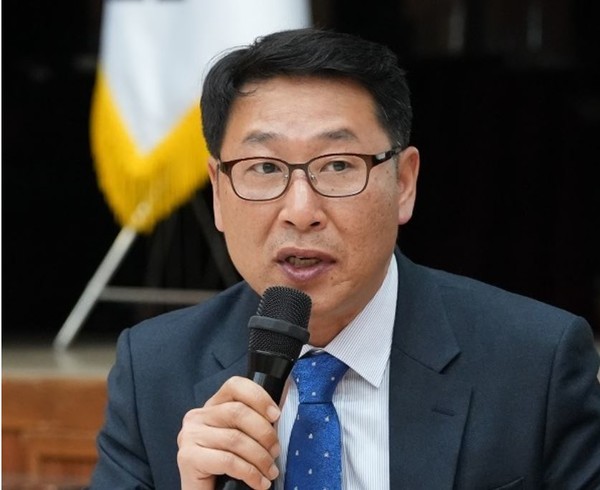                              김영환 국회의원