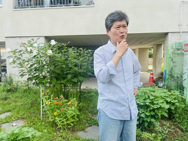 김수동 이사장은 그동안 청년, 1인주거에서 고령화, 노인주택으로 관심사가 이동했다며 관련한 대안을 지역사회돌봄으로 제시했다. 