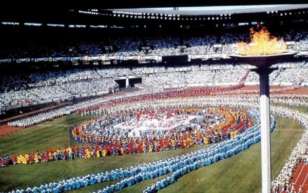 국가와 국민의 역량을 총동원해 치러낸 88서울올림픽 개막식.