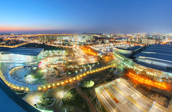 킨텍스 야경 [사진 출처 = 킨텍스 홈페이지]