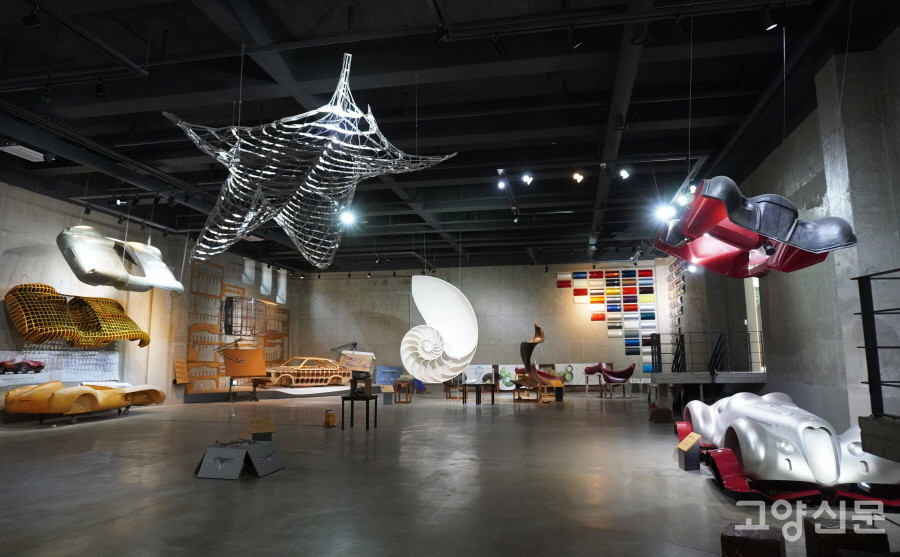 포마자동차디자인미술관 메인 전시실의 화재 전 모습. 세계적 수준의 전시물과 자료들을 소장하고 있다.  