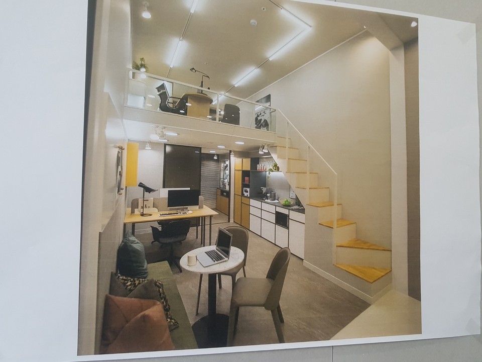 시공사 및 분양팀 등은 분양 당시 해당 오피스를 복층으로 연출해 모델하우스와 광고 등에서 이곳을 '복층형 오피스'로 이름을 알렸다. [사진제공 = 해당 오피스 분양자]