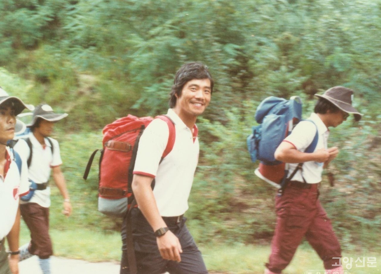 82년 유네스코 청년원 학생활동담당간사 시절. 9회 조국순례대행진 때 모습.