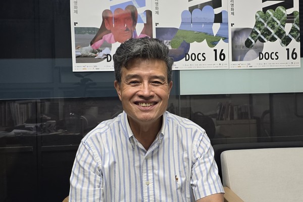 장해랑 DMZ국제다큐멘터리영화제 집행위원장DMZ다큐영화제 개막작 '혁명을 경작하다' 장면.