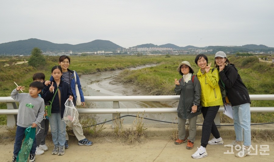 공릉천의 마지막 지천인 청룡두천 다리 위는 놓칠 수 없는 포토존이다. 