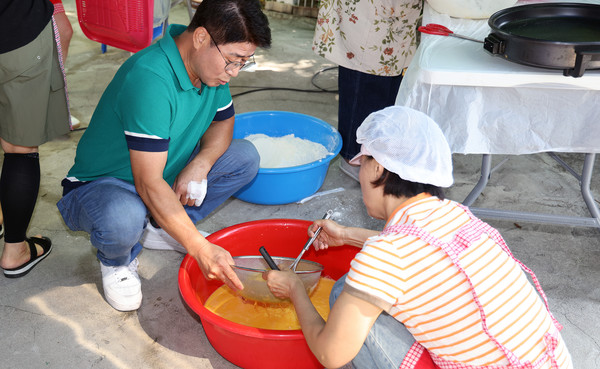 남 다르게 봉사도 많이 하는 그는 나눔이라는 두글자의 의미와 가치를 확실히 알고 있었다.