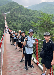 참여자들은 상쾌한 공기와 더불어 멋진 풍경을 감상하며 뿌듯함을 느꼈다.