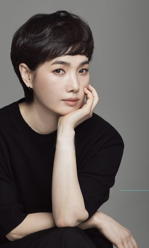 두피문신업계의 선두자로 불리는 김태희 몽드랩&셀티끄30 대표. 