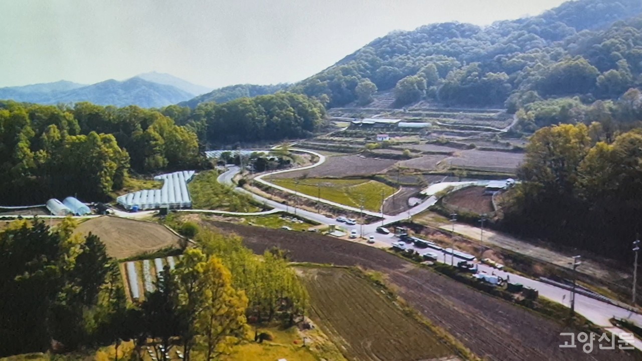  ‘열음지기’에서는 이상기후로 인해 작황 위기를 맞고 있는 김정열 여성 농부 이야기로 시작된다. 