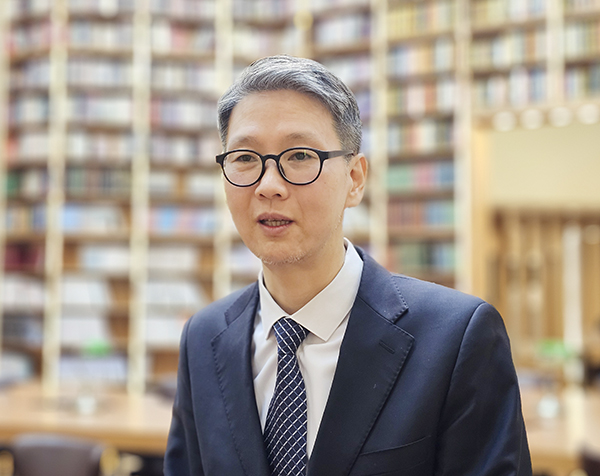 이정열 중부대학교 총장은 "중부대학교는 학생들을 단순히 시대를 따라가는 인재가 아니라 시대를 선도하는 혁신적 인재로 성장하도록 키우고 있다"며 "학생의 성장이 곧 대학의 성장이고, 더 나아가 사회와 국가의 미래다. 중부대는 앞으로도 학생과 함께 성장하며 단순히 미래를 예측하는 것이 아니라 창조해가는 대학이 되겠다"고 말했다.