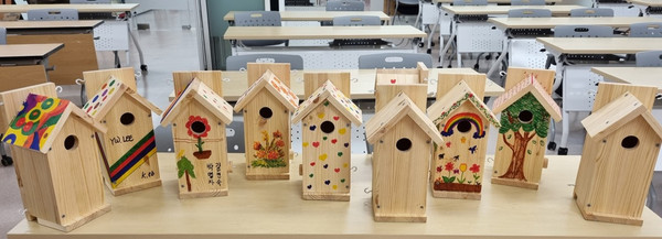 2022년에 제작한 10개의 새집, 화정동에 위치한 지렁산 자락에 설치해서 한 달에 한번씩 모니터링을 했다.