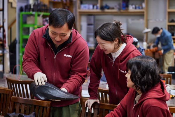 포마자동차디자인미술관 청년디자이너 장학교육은 디자인 기초 실습, 인문학적 소양 교육, 팀 프로젝트 등을 포함하며, 최종적으로 디자인 페스티벌로 이어지는 장기교육이다. [사진제공=포마자동차디자인미술관]