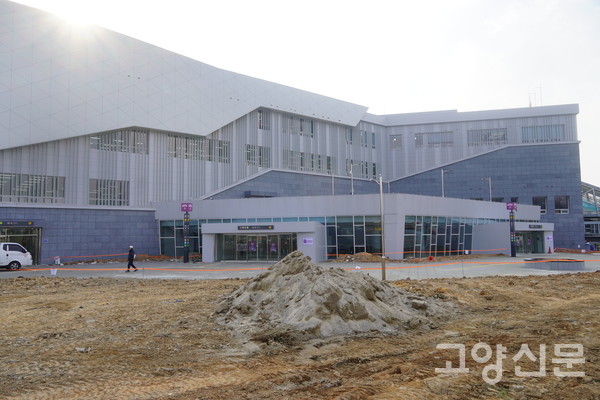 GTX-A 대곡역 주변은 아직 손님 맞을 준비가 덜 된 모습이다.