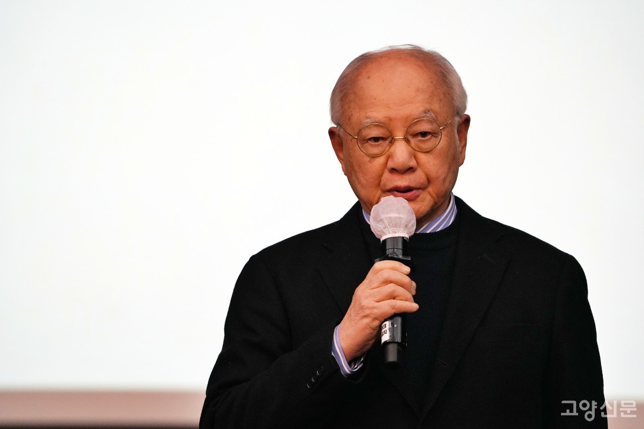 박영신 고양포럼 공동대표(연세대 명예교수)가 신년 메시지를 전하고 있다. [사진=박경만 전문기자]