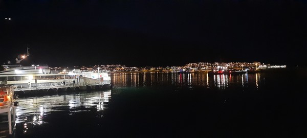 트롬쇠 도심 해안가 야경. [이철규 특파원]