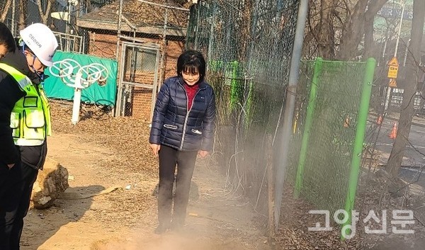 현장을 방문한 김미경 고양시의원. [사진제공=강태우 독자]