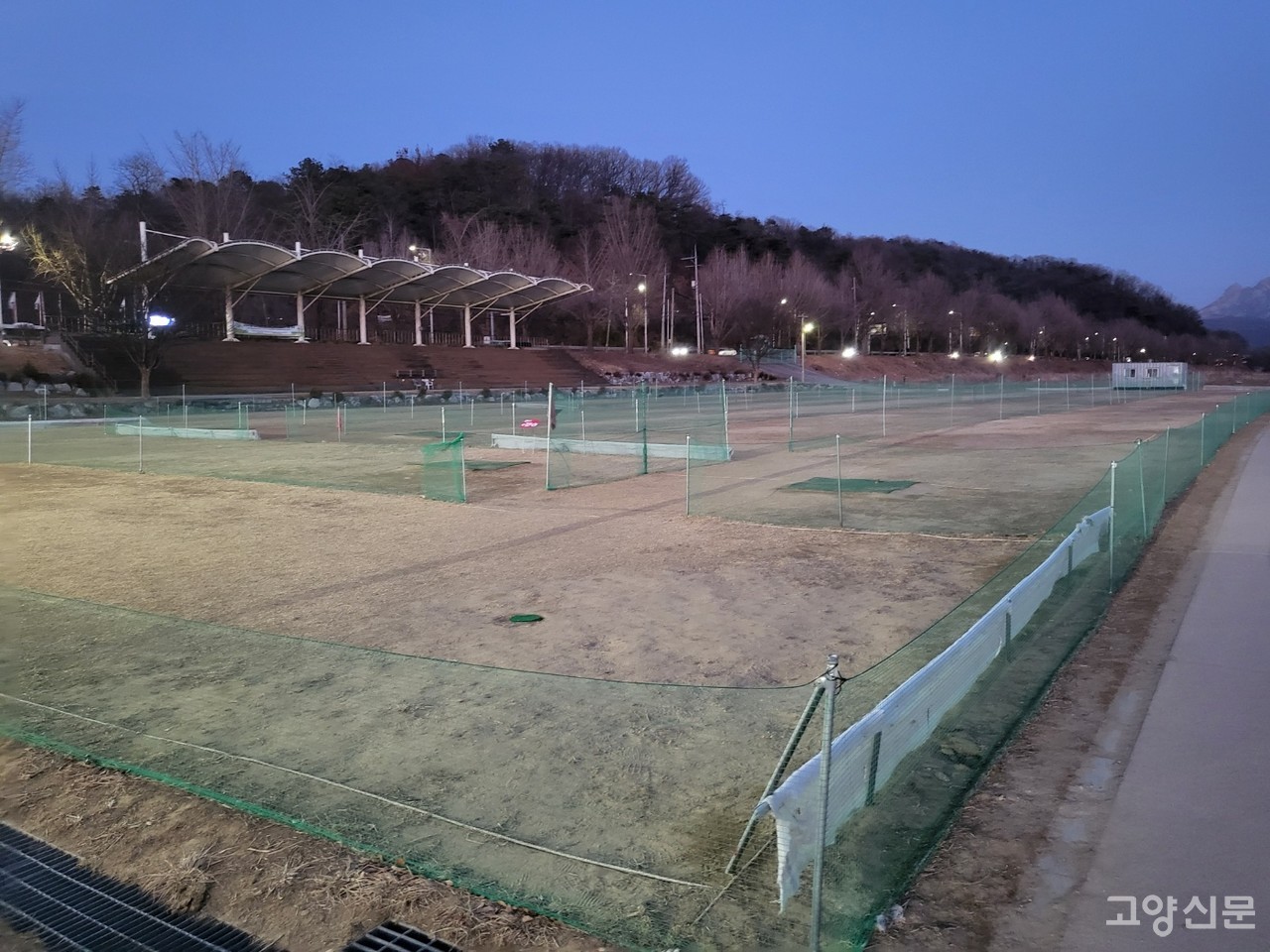 공릉천 체육공원 안에 임시 운영 중인 파크골프장.