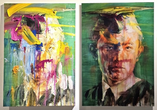 정재철 작가의 윤동주 초상 작품. 오른쪽은 관람자의 시선에 따라 이미지가 달라지는 렌티큘러 액자로 표현했다. 