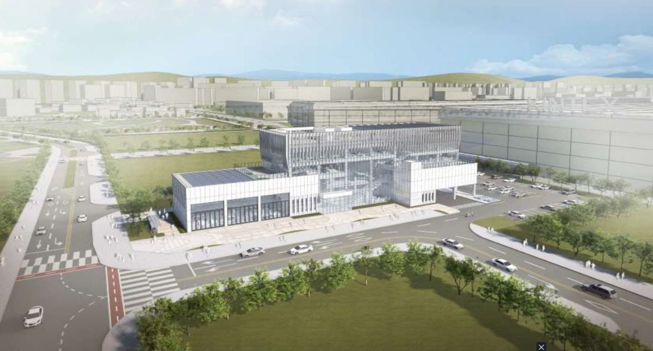 IP융복합 콘텐츠 클러스터 조감도. 기본설계 결과 IP융복합 콘텐츠 클러스터는 기존 지상 5층에서 지상 4층으로 축소됐지만, 연면적은 4748㎡(1436평)에서 5228㎡(1582평)로 확대됐다.