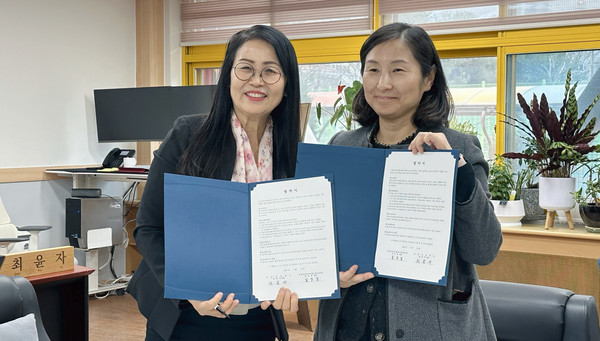 문촌9종합사회복지관과 문촌초등학교는 2025년 찾아가는 놀이터 ‘놀자(놀면서 자란다)’ 협약을 체결했다.