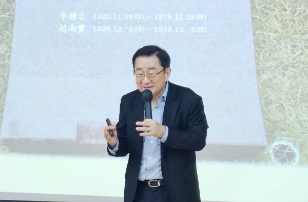 방송인 이홍렬씨는 “우리가 하는 걱정의 70% 이상은 아직 일어나지 않았거나 이미 지나가 버린 일에 대한 것이고, 12%는 남들이 나를 어떻게 볼까 하는 걱정”이라며 “쓸데없는 걱정을 하는 대신 즐거운 대화를 나누고, 유머를 생활화하며 버킷리스트를 만들어 실행해가면 건강하고 즐거운 인생을 살 수 있다”고 강조했다.
