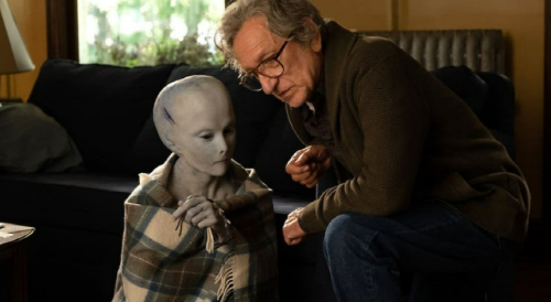 위험에 처한 줄스를 집안에 들이고 잘 챙겨주는 밀튼.  