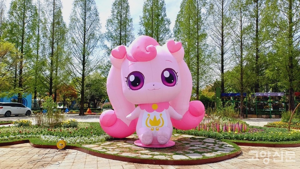 꼬마 손님들을 반겨줄 티니핑 캐릭터. 