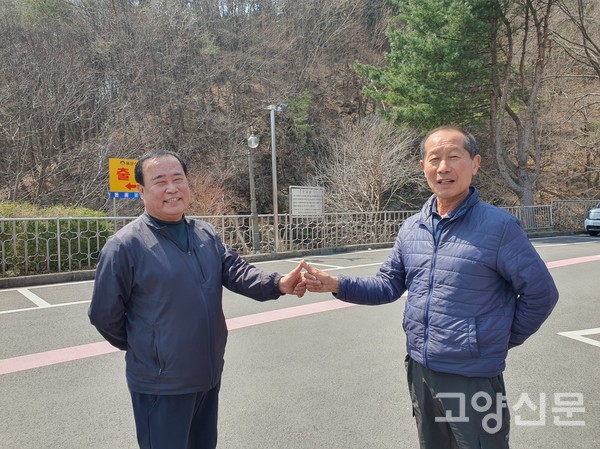 이종대 전무(오른쪽)와 허정길 이사 동갑내기의 찐우정은 남들이 부러워 할 정도다.