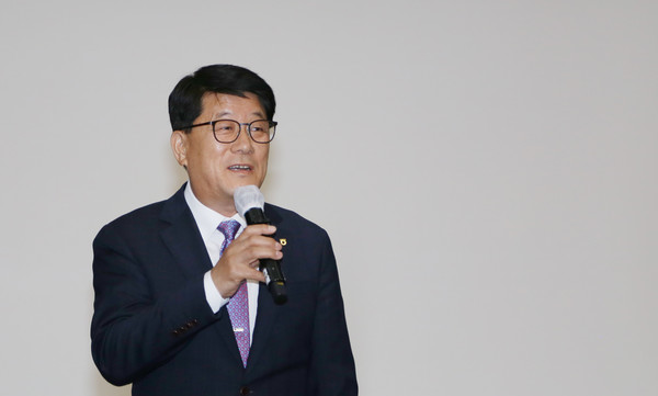 심은보 조합장이 인사말을 전하고 있다.