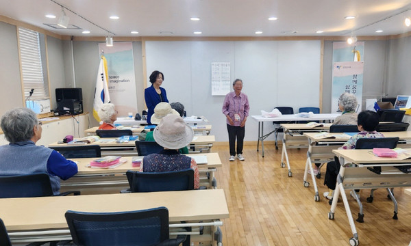 일산3동의 어르신 대상 프로그램 ‘2025년 후곡자율학교’가 개강을 했다.