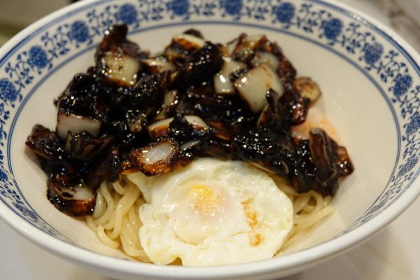 서울 연남동 포가의 차돌짬뽕