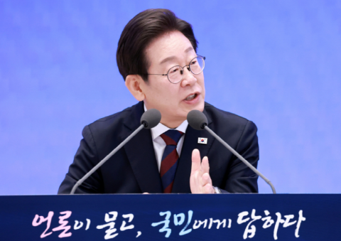 취임 한달을 맞아 열린 기자회견에서 강력한 검찰개혁 의지를 표명한 이재명 대통령.