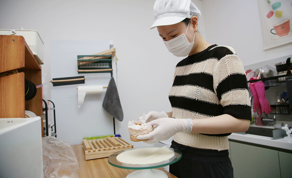 모든것 하나 하나가 정성이다. 재료도 손짓도.