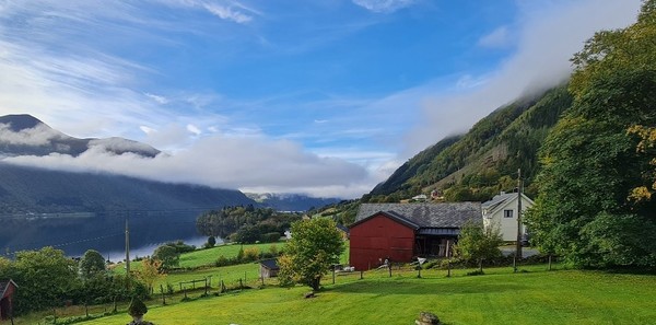 노르웨이 요정의 길 지나 노드피오르드(Nord Fjord) 인근 풍경. [이철규 북유럽특파원]