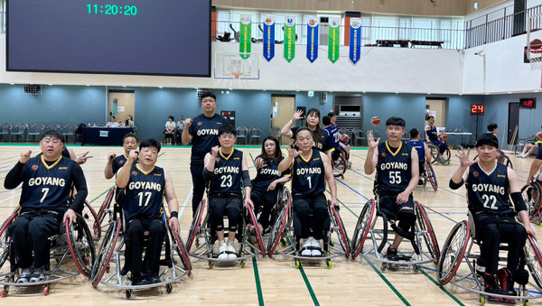 고양시재활스포츠센터 소속 고양파이브휠스 휠체어농구단이 ‘제9회 온양온천배 전국휠체어농구대회’에서  준우승을 차지하는 값진 성과를 거뒀다.