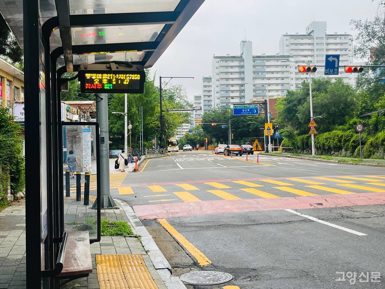 취재 기간 중 정류장 안내전광판 오류로 인해 버스를 하염없이 기다려야 하는 경우도 있었다. 