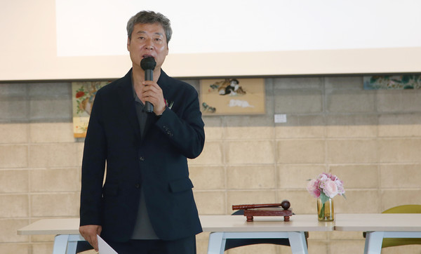 사)국악진흥회 중앙본회 임웅수 부이사장이 축하 인사말을 전하고 있다.