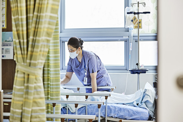 환자, 보호자들을 위해 오늘도 함께 하는 사람들이 있다. /사진제공 : 일산병원호스피스센터